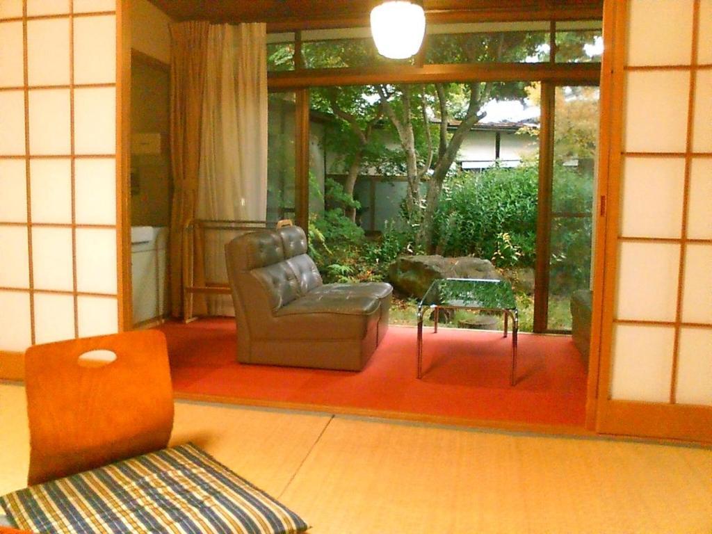 Kamesei Ryokan Chikuma Δωμάτιο φωτογραφία